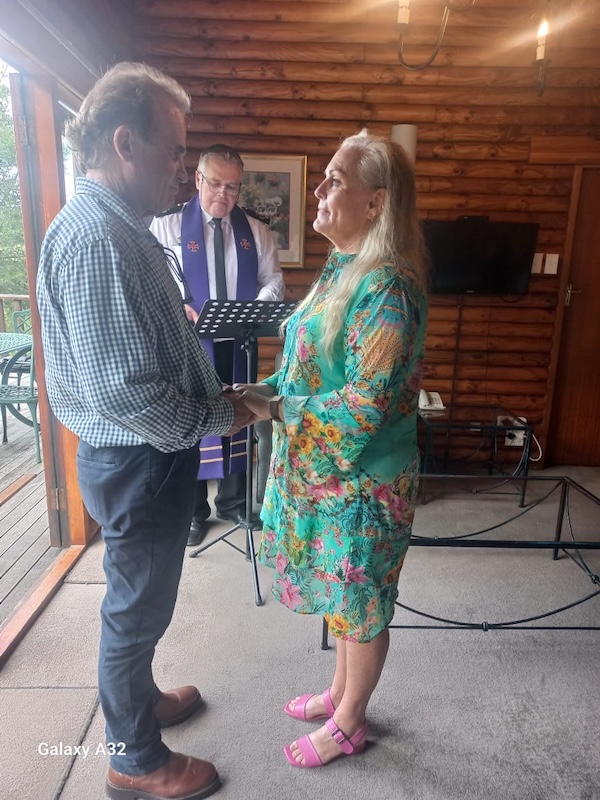 Wedding ceremony by Dr. Gerrit Rademeyer in Leydsdorp